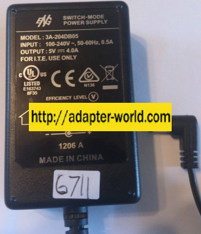 ENG 3A-204DB05 AC ADAPTER 5VDC 4A -( ) 2.5x5.5mm 90 ° New 100-24