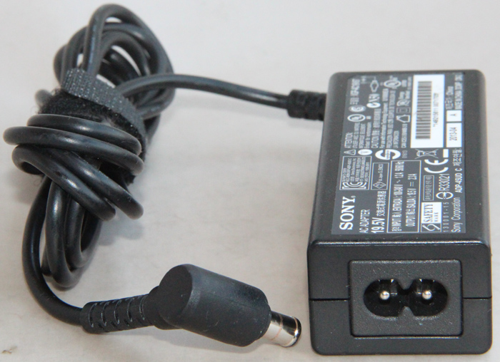 *Brand NEW* SONY VGP-AC19V67 AC19V69 AC19V75 DC 19.5V 2.3A (45W)AC DC ADAPTHE POWER Supply