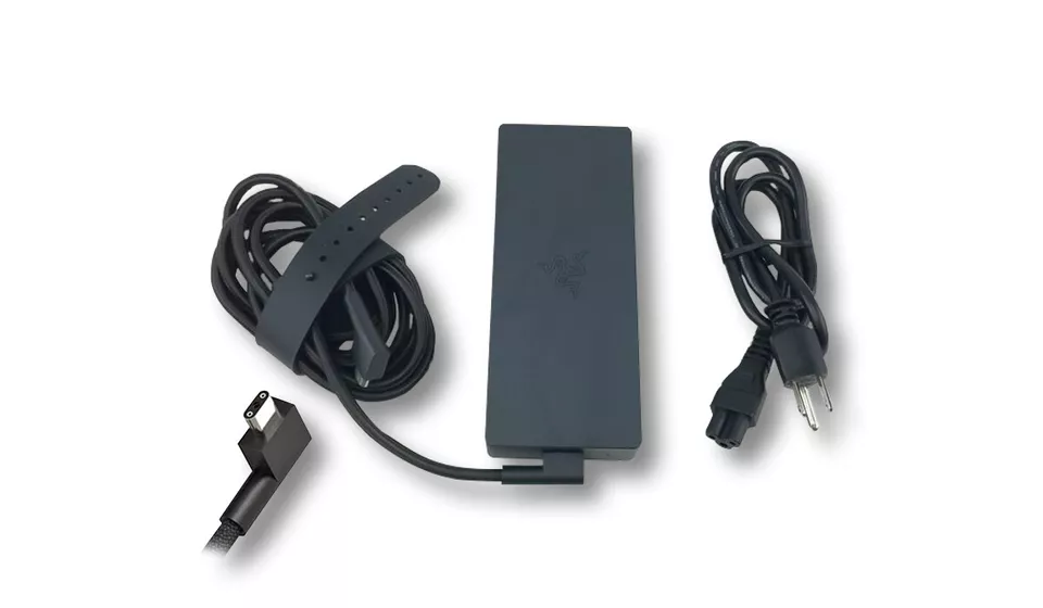 *Brand NEW*19.5v 11.8a 230W Laptop AC Adapter RC30-024801 OEM Razer Charger Blade