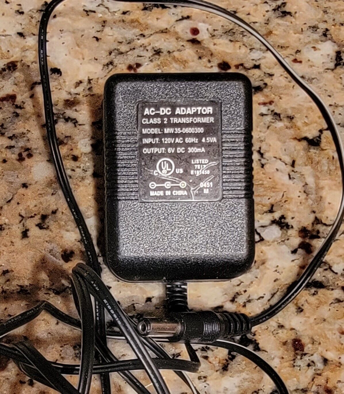 *Brand NEW* AC-DC Adapter MW 35-0600300 DC 6V 300mA AC DC ADAPTE POWER SUPPLY