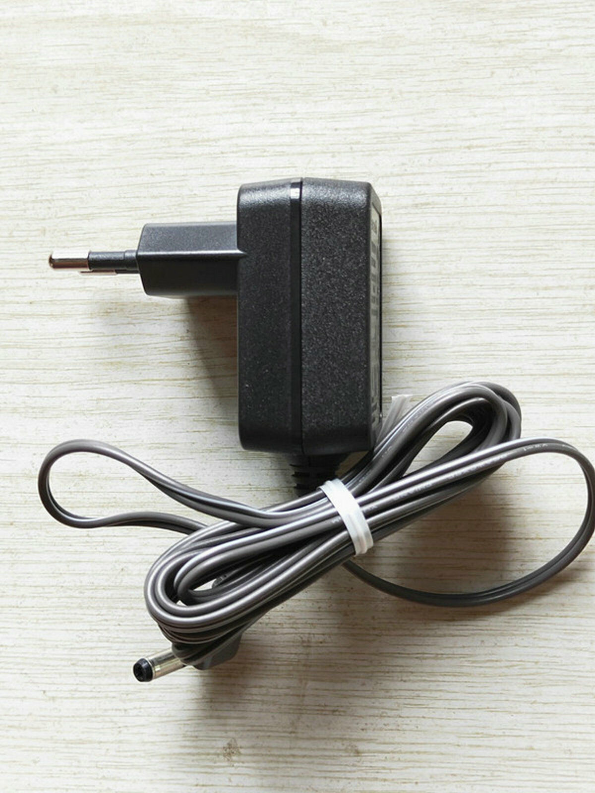*Brand NEW* Bluzen HP-669 7.4V Percussion Massager Massage Gun Power Charger AC Adapter - Click Image to Close