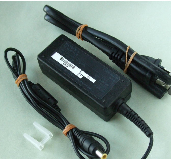 *Brand NEW* SONY CECH-ZAC3J 12V 3A AC/DC Adapter Power Supply