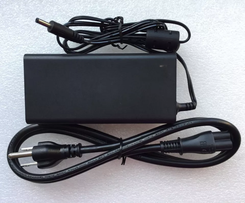 *Brand NEW*Original Dynabook E10-S2111ED,PS0105UA1ACA,PS0105EA1ACA 19V 2.1A Adapter